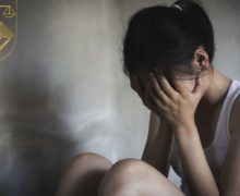 Un bărbat, care și-a maltratat familia și și-a abuzat sexual fiica minoră, condamnat la 19 ani de închisoare