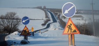 Vladimir Bolea a inspectat mersul lucrărilor pe traseul Soroca-Arionești-Otaci