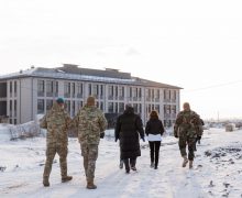 Maia Sandu a inspectat lucrările de construcție a unei noi unități militare