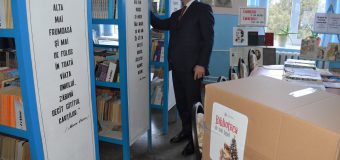 Cărți din „Biblioteca de sub brad” au ajuns la elevii gimnaziului Copanca din raionul Căușeni
