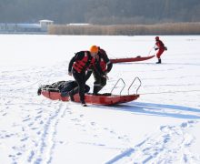 IGSU a lansat „Campania de prevenire a cazurilor de prăbușire sub gheața subțire a corpurilor acvatice”