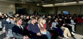 Peste 130 de elevi au participat la evenimentul de totalizare a Programului de Consolidare a Consiliilor Elevilor
