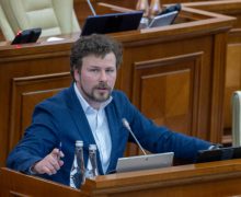 Modificări la Codul educației, votate în prima lectură: sprijin pentru elevi și cadre didactice