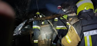 O femeie a fost salvată de pompieri în urma unui incendiu produs în municipiul Bălți
