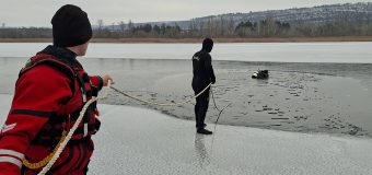 Un autoturism – depistat în lacul Ghidighici