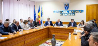 Alexandru Munteanu, în dialog cu primarii din Nisporeni