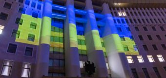 Deputați ai Parlamentului Republicii Moldova participă la evenimentele dedicate marcării a patru ani de la începutul războiului din Ucraina