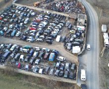 Peste 130 de vehicule ridicate în urma a 20 de percheziții într-un dosar de contrabandă