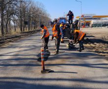 Continuă lucrările de reabilitare a drumurilor naționale