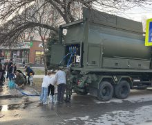 Cisterne cu apă pentru localitățile care au rămas fără apă