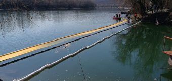 Apă-Canal Chișinău a instalat un nou baraj în aval de stația plutitoare a Stației de Captare