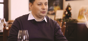 (INTERVIU) Arcadie Foșnea – „Crama Mircești”: Îi aşteptăm cu drag pe toți acei care vor să fie parte din povestea noastră, să ciocnim împreună şi să celebrăm rodul muncii şi al pasiunii
