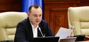 Socialiștii vor reducerea numărului de deputați de la 101 la 61