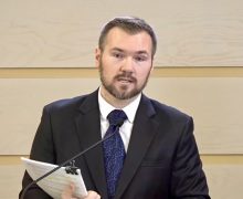 Victor Pruteanu a solicitat excluderea art. 171 din proiectul discutat astăzi la Parlament
