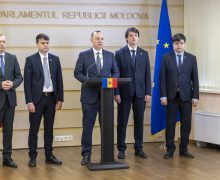 Opoziția parlamentară propune reducerea numărului de deputați și lansarea unei reforme ample a administrației publice centrale