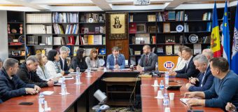 Dialog dintre autoritățile centrale și cele locale, la Comrat: „Doar prin cooperare și respect reciproc vom putea să asigurăm dezvoltarea durabilă a regiunii și întregii țări”