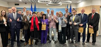 Satoshi a trecut pe la Delegația UE