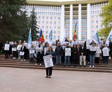 MAN, la Parlament: Au atras atenția asupra problemelor cu care se confruntă cetățenii