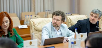 Acces sporit la resurse educaționale digitale: vor fi stocate pe o platformă națională modernă