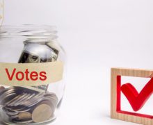 Cinci persoane condamnate pentru corupere electorală la Dondușeni: au mituit alegătorii cu produse alimentare pentru ca aceștia să voteze opțiunea „NU” la referendumul din 2024