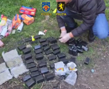 Peste 10 kg de hașiș și marijuana din Spania, în „colete cu mâncare”