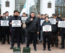 MAN a organizat la Parlament „Coridorul rușinii”