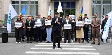 MAN a protestat în fața Guvernului