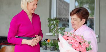 De Ziua Muncii, Irina Vlah a vizitat-o pe Sofia Boiko: „O femeie extraordinară, care la 79 de ani continuă să muncească!”