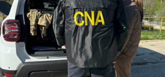 Șefa Inspecției pentru Protecția Mediului Ocnița și doi inspectori superiori – reținuți de CNA