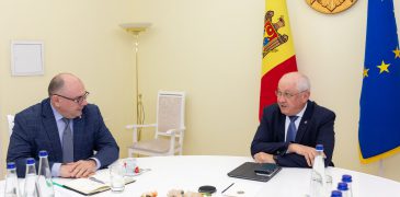 Premierul a avut discuții cu primarul mun. Bălți: Am abordat subiecte ce țin de infrastructură, servicii publice și dezvoltarea urbană