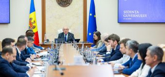 Mai multe servicii medicale și acces extins la tratamente pentru persoanele asigurate în 2025
