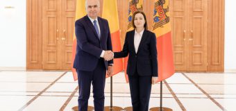 Maia Sandu l-a primit pe Prim-ministrul României, Ilie Bolojan, la Chișinău