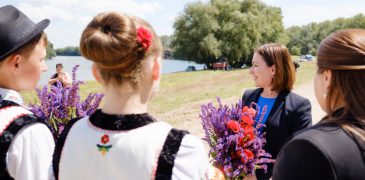 De Ziua Nistrului, șefa statului a participat la Festivalul „Dansul Vetrelor Nistrene” din Ștefan Vodă