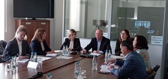Subiecte actuale privind actele de stare civilă și documentarea populației discutate în cadrul ședinței grupurilor de lucru