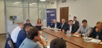 Libera circulație, starea drumurilor și plățile ilegal aplicate – pe agenda grupurilor de lucru pentru dezvoltarea transportului auto și infrastructurii drumurilor