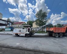 Primăria Chișinău a început reparația integrală a carosabilului pe str. Ștefan cel Mare și Sfânt din comuna Bubuieci