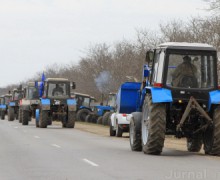 Agricultorii anunță că vor continua protestele