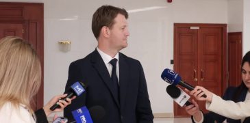 Adrian Gavriliță: Lucrul de ministru e mai mult decât teorie, cifre, înțelegeri cu FMI și decizii raționale