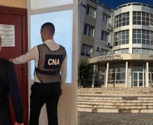 Doi decani ai Universității de Stat din Comrat, reținuți de CNA într-o cauză penală de corupție
