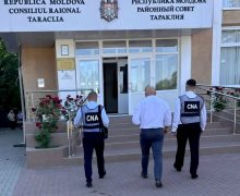 Președintele raionului Taraclia, șeful Comisiei construcții și un specialist în achiziții publice, vizați într-un dosar de trucare a licitațiilor și abuz de serviciu