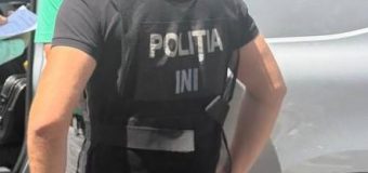 Ofițerii INI au descins într-o anchetă de evaziune fiscală: bani și documente ridicate la percheziții