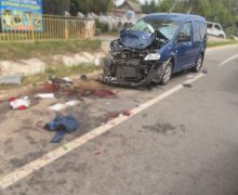 2 polițiști de patrulare loviți violent de un autoturism