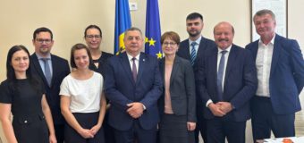 Campania națională de promovare a profesiei de asistent social, discutată la Parlamentul Republicii Moldova
