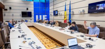 Cinci proiecte cu sigla UE pe ordinea de zi a ședinței plenare a Parlamentului din această săptămână