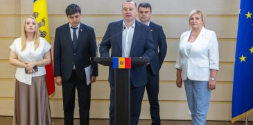Opoziția parlamentară cere organizarea unui referendum privind reforma administrației publice locale