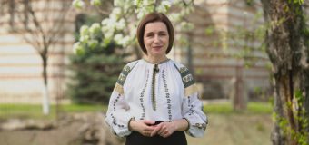 Maia Sandu: Ia ne amintește că tradițiile autentice nu se pierd odată cu trecerea timpului, ci continuă să inspire, să apropie și să își găsească locul în fiecare generație