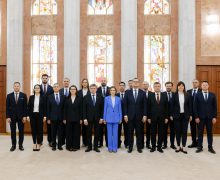 Membrii noului Guvern, condus de Prim-ministrul Vasile Tofan, au depus astăzi jurământul de învestire
