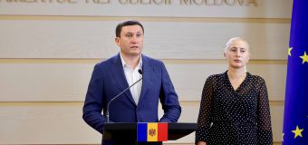 PSRM cere majorarea salariilor profesorilor cu 30%