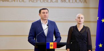 PSRM cere majorarea salariilor profesorilor cu 30%