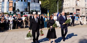 Conducerea țării a comemorat victimele deportărilor regimului comunist